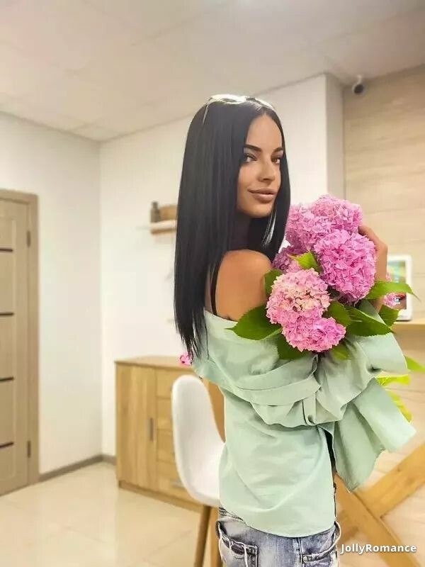 Olga, 31