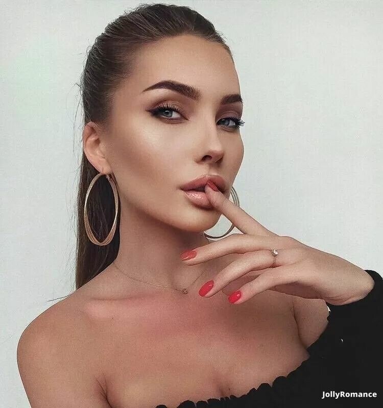 Tatyana, 28