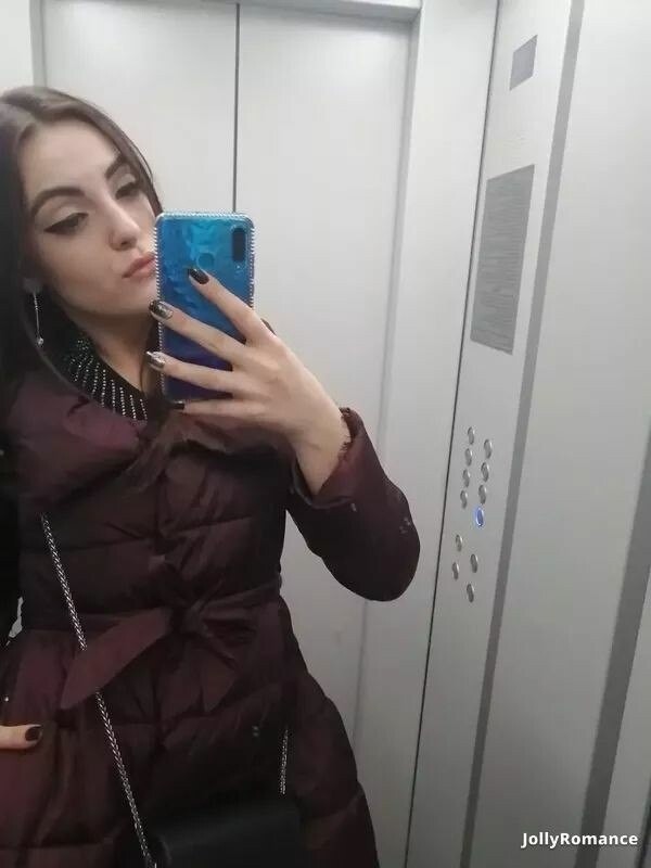 Natalya, 21