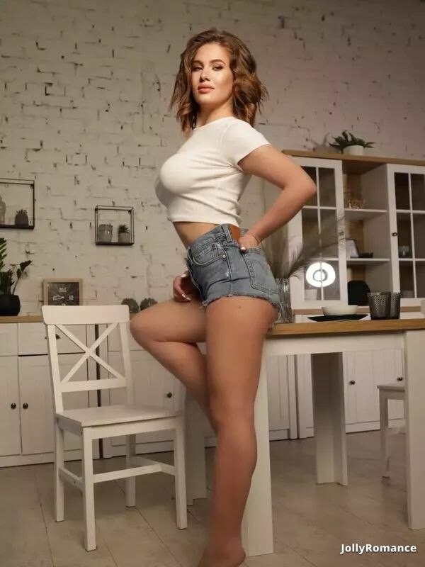 Kseniya, 22