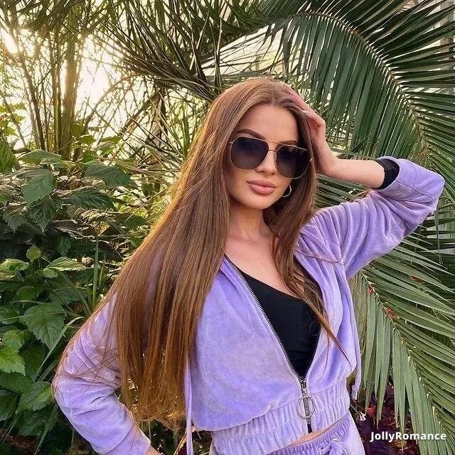 Yulia Profile image 2