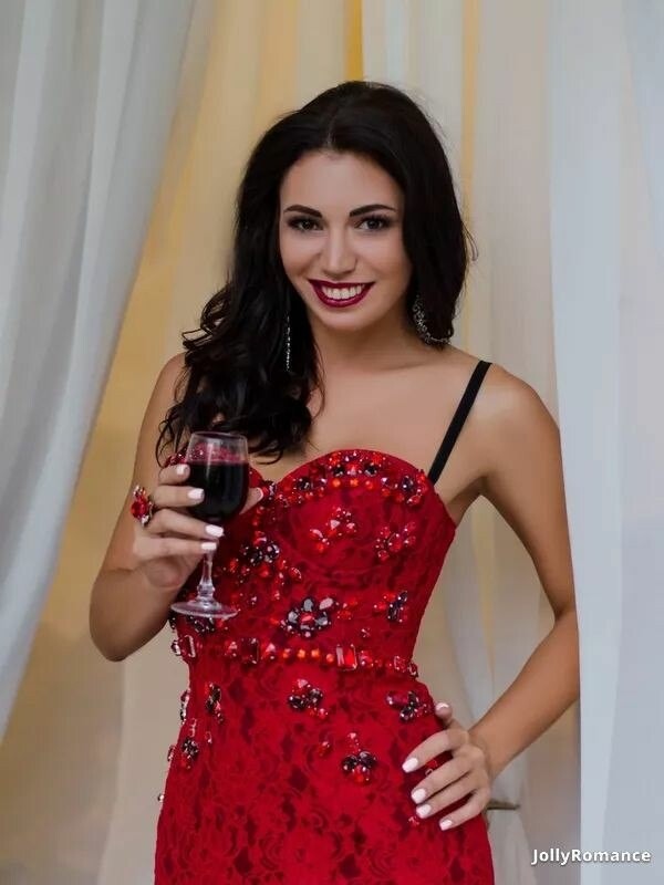 Alena, 39